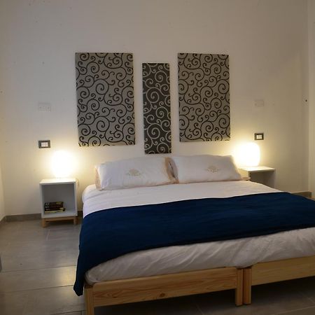 Le Stanze Di Lavi Hotel แฟร์รารา ภายนอก รูปภาพ